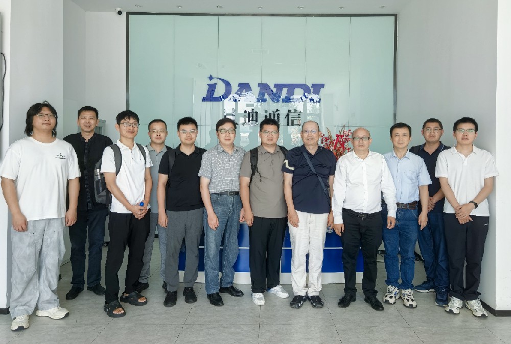 校企交流 | 電子科技大學(xué)長三角研究院來訪旦迪通信”